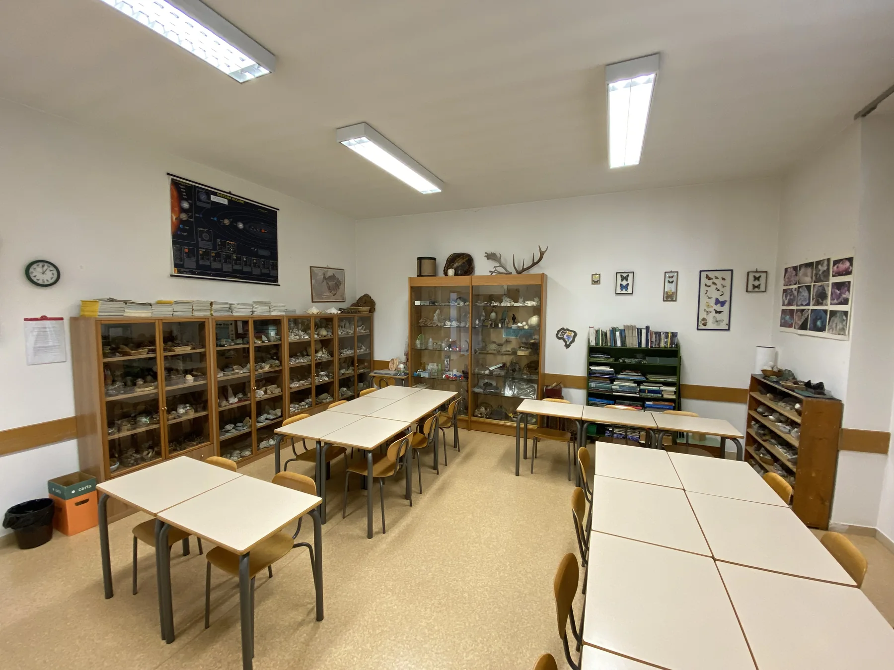 Aula di Scienze del Collegio Dimesse
