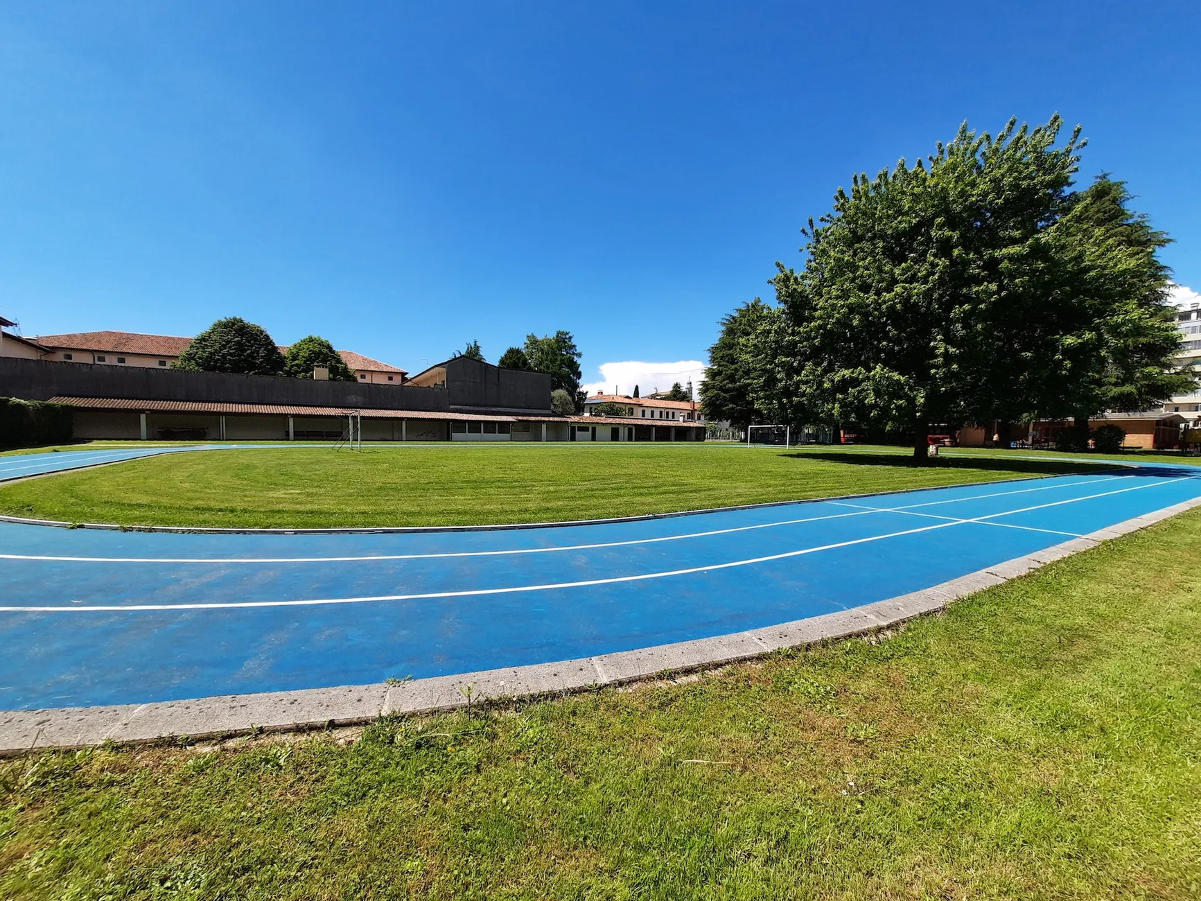 Pista di atletica del Collegio Dimesse